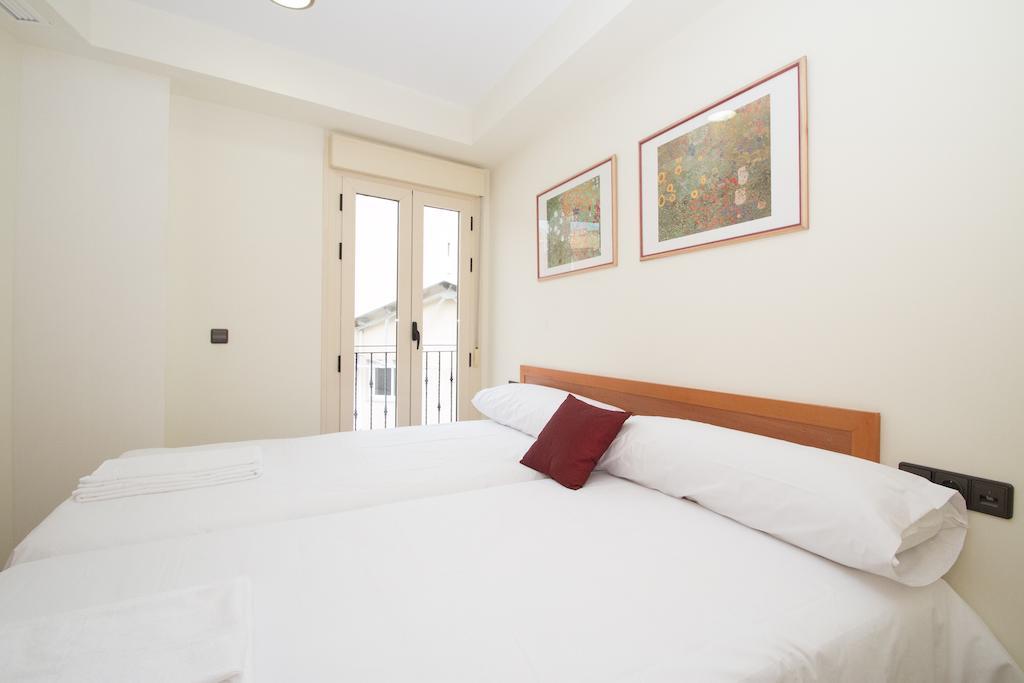 Viveros Apartments Валенсия Экстерьер фото